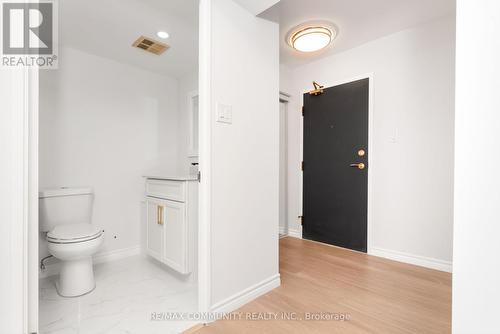 501 - 330 Mccowan Road, Toronto (Eglinton East), ON - Indoor Photo Showing Bathroom