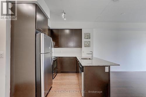 2604 - 360 Square One Drive, Mississauga (City Centre), ON - Indoor Photo Showing Kitchen