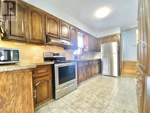 84 Belgravia Avenue, Toronto (Briar Hill-Belgravia), ON - Indoor Photo Showing Kitchen