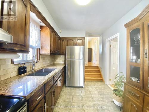 84 Belgravia Avenue, Toronto (Briar Hill-Belgravia), ON - Indoor Photo Showing Kitchen With Double Sink