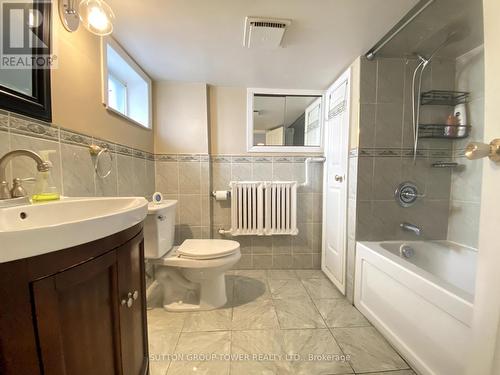 84 Belgravia Avenue, Toronto (Briar Hill-Belgravia), ON - Indoor Photo Showing Bathroom