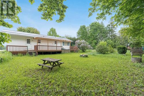 39 Brackenbury Street, Grey Highlands (Markdale), ON - Outdoor With Deck Patio Veranda