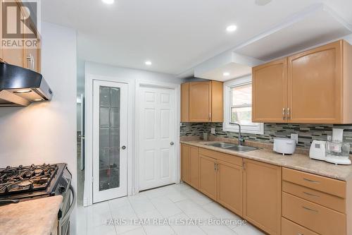 39 Brackenbury Street, Grey Highlands (Markdale), ON - Indoor Photo Showing Kitchen With Double Sink