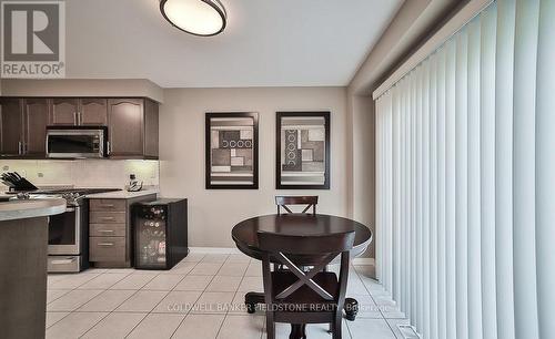 363 Edenbrook Hill Drive, Brampton, ON - Indoor Photo Showing Kitchen