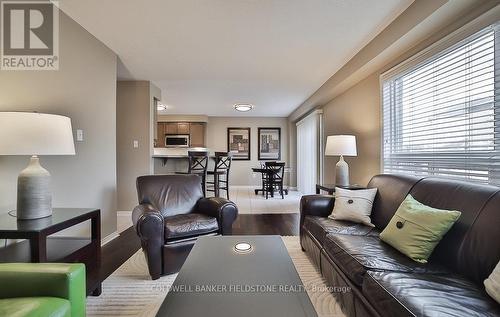 363 Edenbrook Hill Drive, Brampton, ON - Indoor Photo Showing Living Room