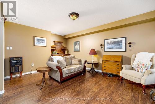 104 Somerville Road, Halton Hills (Acton), ON - Indoor Photo Showing Living Room