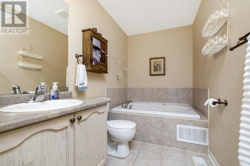 104 Somerville Road, Halton Hills (Acton), ON - Indoor Photo Showing Bathroom