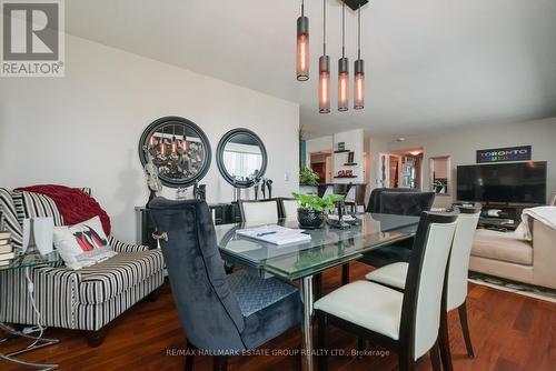 Ph 308 - 1 Lee Centre Drive, Toronto (Woburn), ON - Indoor Photo Showing Dining Room