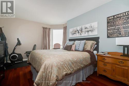 Ph 308 - 1 Lee Centre Drive, Toronto (Woburn), ON - Indoor Photo Showing Bedroom