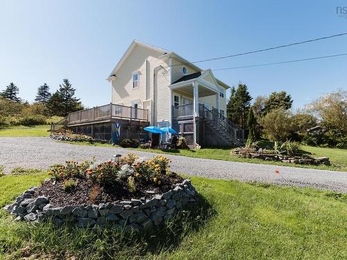 6459 Highway 207, Grand Desert, NS 