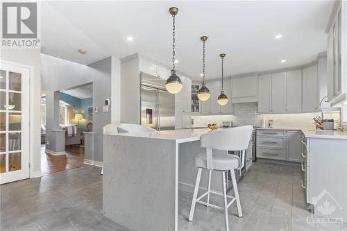 4 Pelee Street, Kanata, ON - Indoor Photo Showing Kitchen