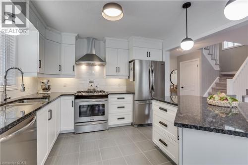 10 Fraser Drive, Stratford, ON - Indoor Photo Showing Kitchen With Stainless Steel Kitchen With Double Sink With Upgraded Kitchen