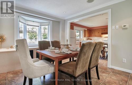 317 Prince Of Wales Drive, Whitby (Blue Grass Meadows), ON - Indoor Photo Showing Dining Room