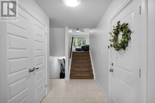 25 - 1110 Meadowlark Ridge, London, ON - Indoor Photo Showing Other Room