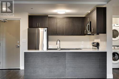 1489 Banwell Unit# 422, Windsor, ON - Indoor Photo Showing Kitchen