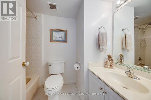 104 - 55 Kingsbridge Garden Circle W, Mississauga (Hurontario), ON - Indoor Photo Showing Bathroom