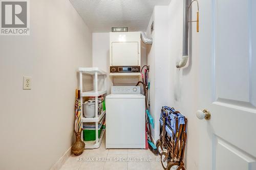 104 - 55 Kingsbridge Garden Circle W, Mississauga (Hurontario), ON - Indoor Photo Showing Laundry Room