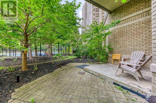 104 - 55 Kingsbridge Garden Circle W, Mississauga (Hurontario), ON - Outdoor