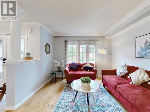 47 Sandway Drive, Brampton (Fletcher'S Meadow), ON - Indoor Photo Showing Living Room