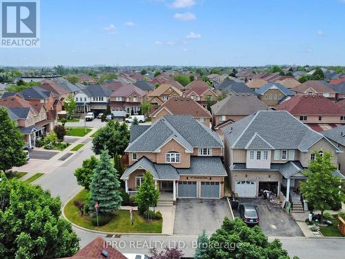 47 Sandway Drive, Brampton (Fletcher'S Meadow), ON - Outdoor With Facade