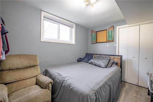 4553 Sussex Drive, Niagara Falls, ON - Indoor Photo Showing Bedroom