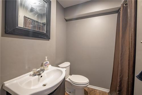 4553 Sussex Drive, Niagara Falls, ON - Indoor Photo Showing Bathroom