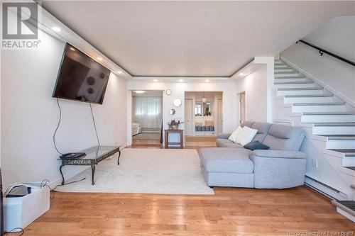 2068 Rothesay, Rothesay, NB - Indoor Photo Showing Living Room