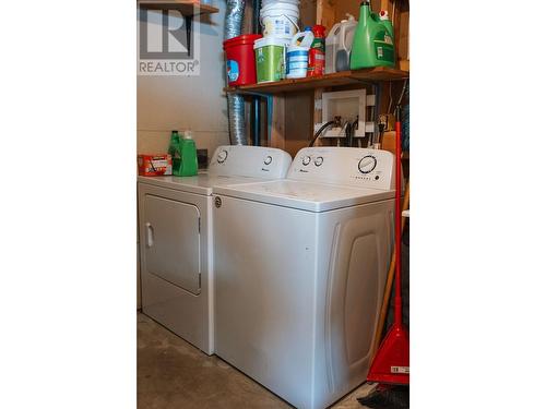 7358 Pearl Drive, Prince George, BC - Indoor Photo Showing Laundry Room