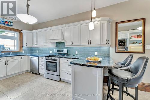 2038 Governors Road, Hamilton, ON - Indoor Photo Showing Kitchen