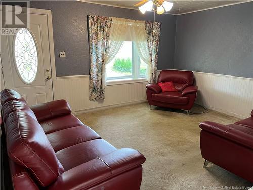 60 Upton Road, East Centreville, NB - Indoor Photo Showing Living Room