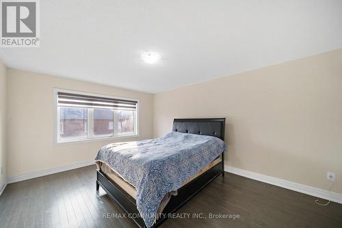 125 Jim Mortson Drive, East Gwillimbury, ON - Indoor Photo Showing Bedroom