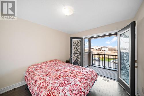 125 Jim Mortson Drive, East Gwillimbury, ON - Indoor Photo Showing Bedroom