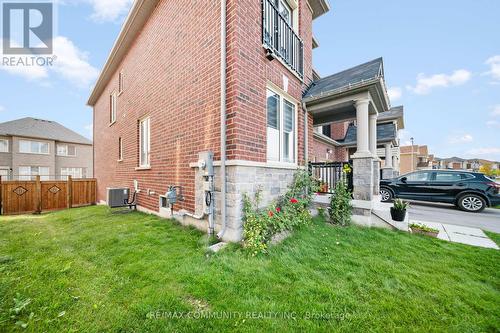 125 Jim Mortson Drive, East Gwillimbury, ON - Outdoor