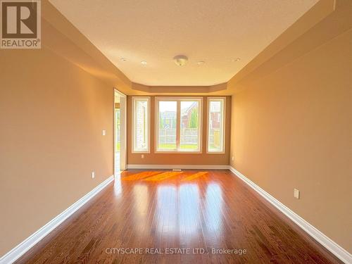 1749 Angus Street, Innisfil, ON - Indoor Photo Showing Other Room