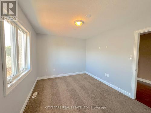 1749 Angus Street, Innisfil, ON - Indoor Photo Showing Other Room