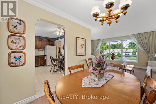 35 Griffith Avenue, Georgina (Pefferlaw), ON - Indoor Photo Showing Dining Room