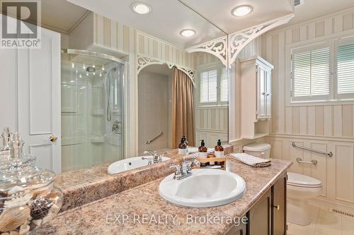 35 Griffith Avenue, Georgina (Pefferlaw), ON - Indoor Photo Showing Bathroom