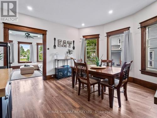 248 Dufferin Street, Fort Erie, ON - Indoor Photo Showing Dining Room