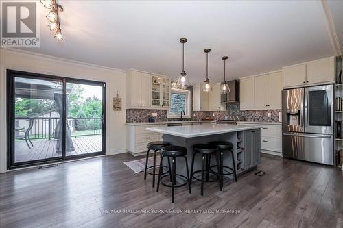 1331 Gilford Road, Innisfil (Gilford), ON - Indoor Photo Showing Kitchen With Upgraded Kitchen