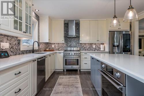 1331 Gilford Road, Innisfil (Gilford), ON - Indoor Photo Showing Kitchen With Upgraded Kitchen