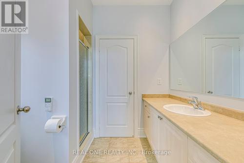 2312 Lyndhurst Drive, Oakville (Iroquois Ridge North), ON - Indoor Photo Showing Bathroom