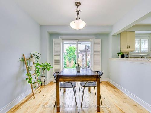 71-5659 Glen Erin Dr, Mississauga, ON - Indoor Photo Showing Dining Room