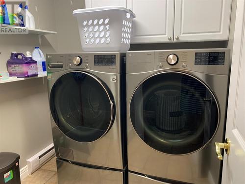 1852 Topsail Road, Paradise, NL - Indoor Photo Showing Laundry Room