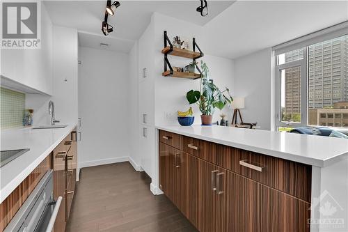 201 Parkdale Avenue Unit#403, Ottawa, ON - Indoor Photo Showing Kitchen