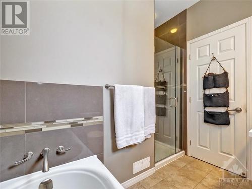 1801 Northlands Drive, Ottawa, ON - Indoor Photo Showing Bathroom