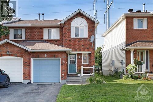 49 Springcreek Crescent, Ottawa, ON - Outdoor With Facade