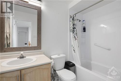 49 Springcreek Crescent, Ottawa, ON - Indoor Photo Showing Bathroom