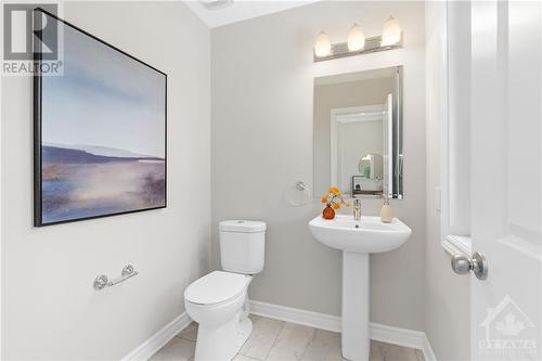 63 Boddington Street, Ottawa, ON - Indoor Photo Showing Bathroom