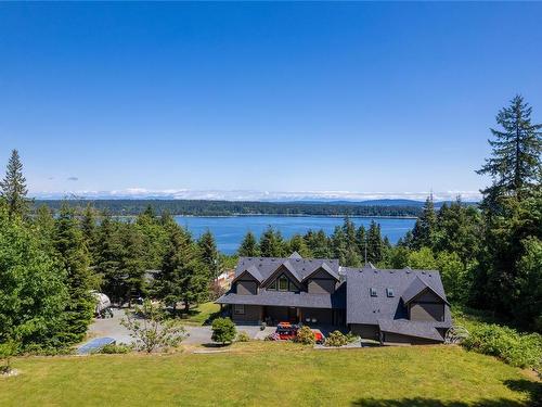 408 Hall Rd, Ladysmith, BC 