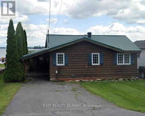 18992 County 2 Road, South Glengarry, ON - Outdoor